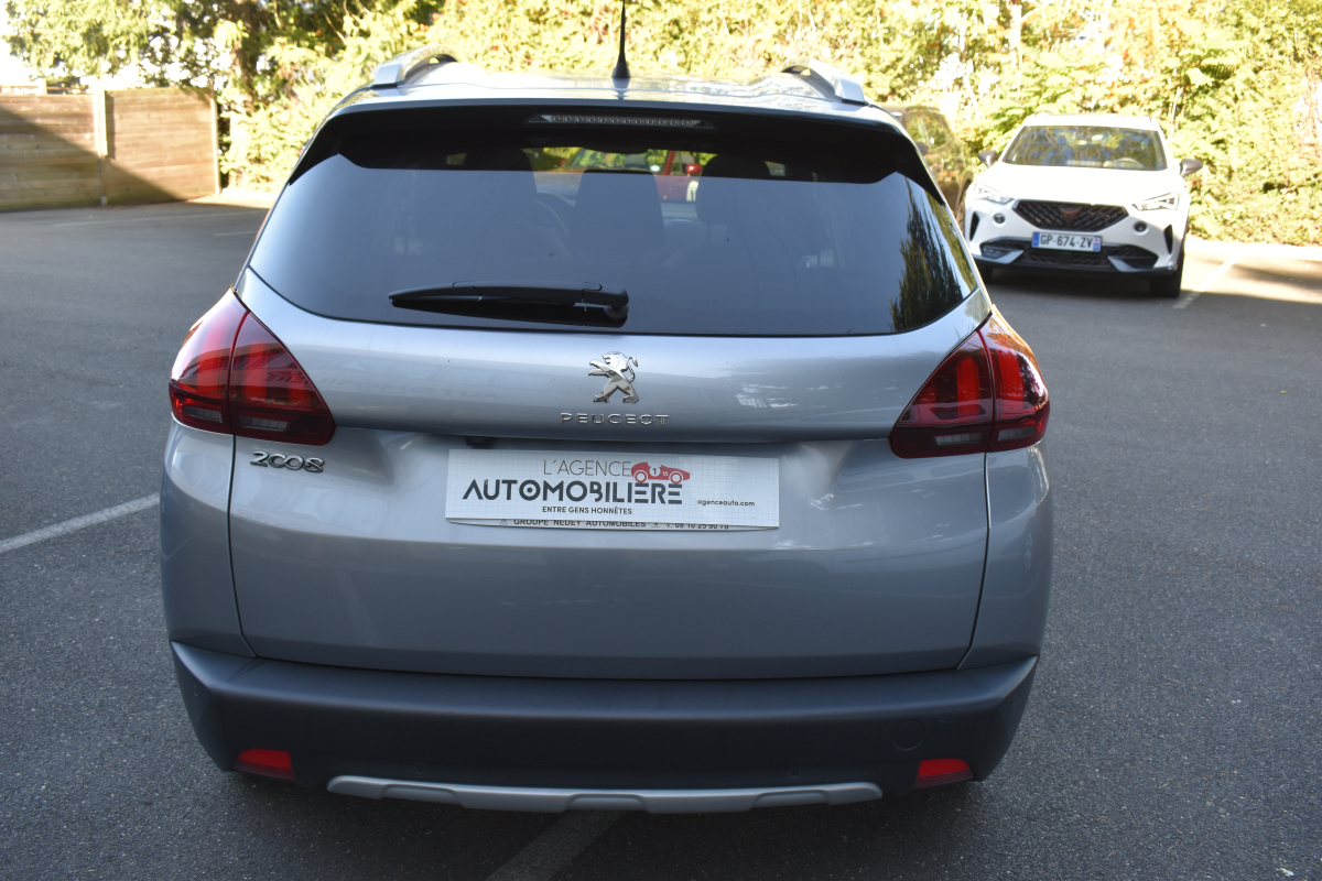 Peugeot 2008 — 5