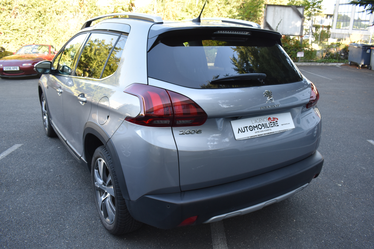 Peugeot 2008 — 7