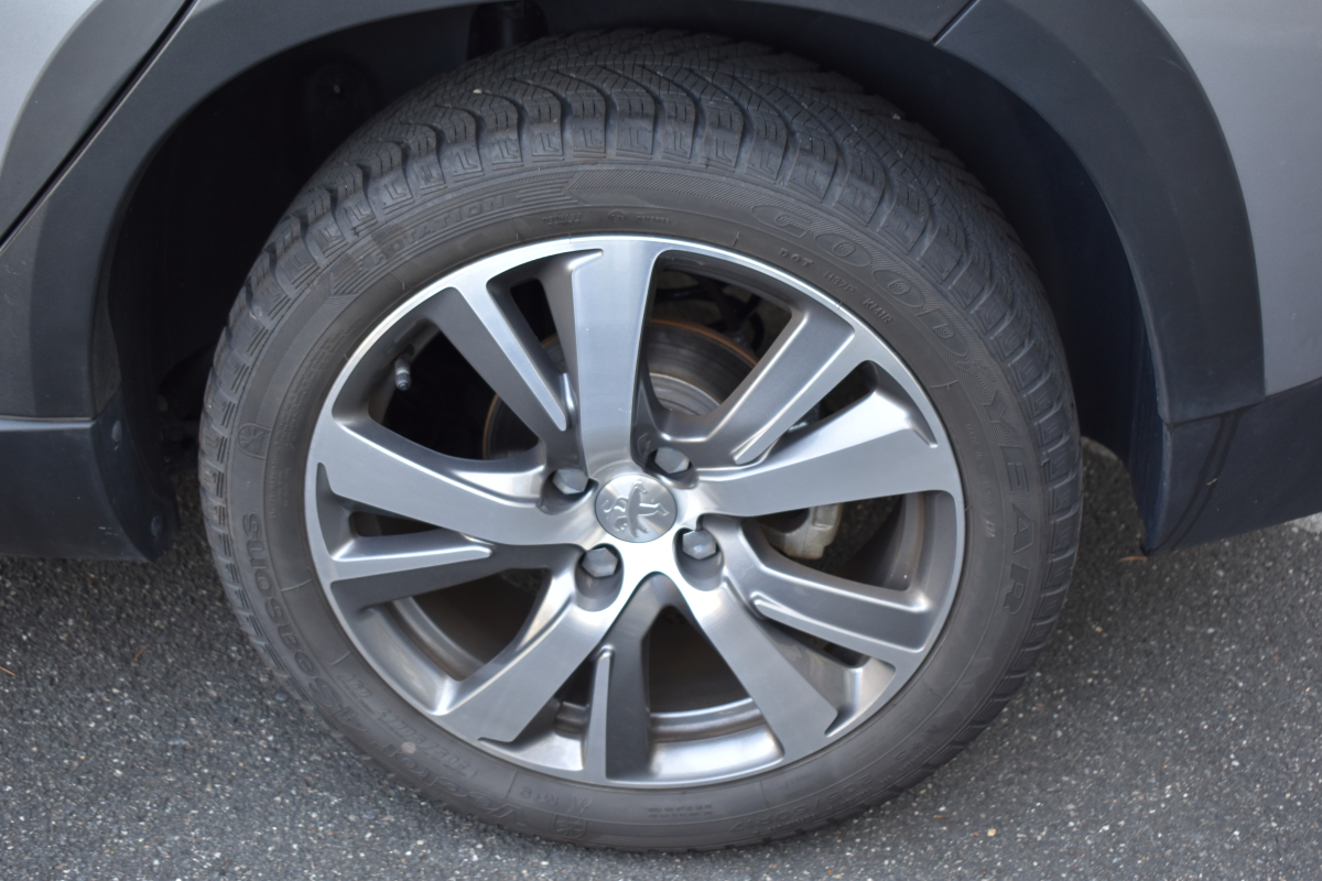 Peugeot 2008 — 23
