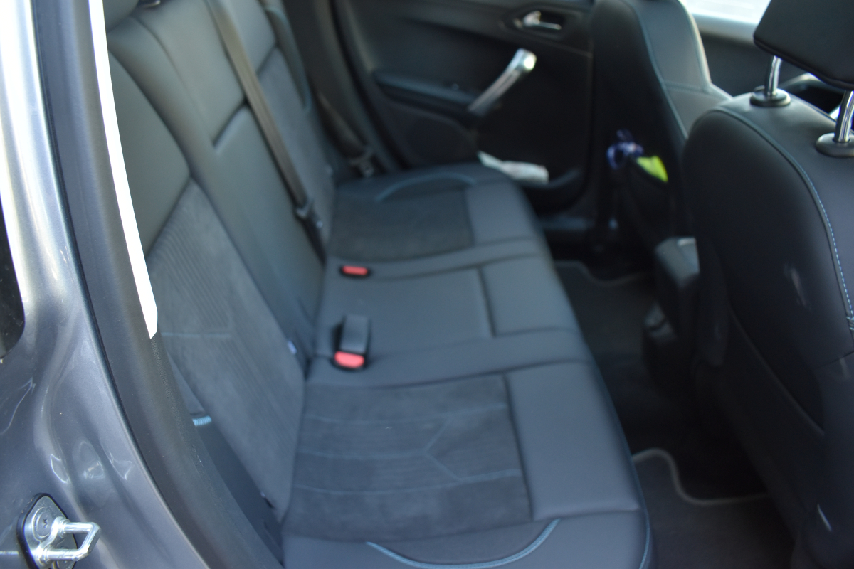 Peugeot 2008 — 19