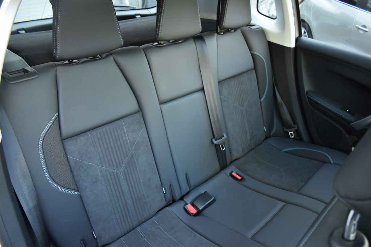 Peugeot 2008 — 21