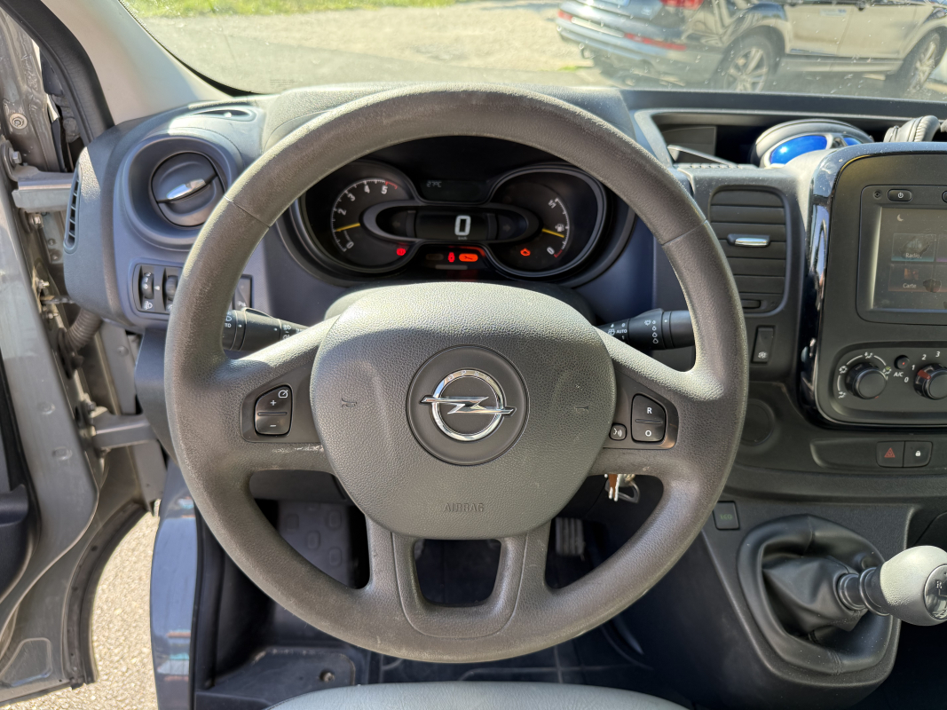 Opel Vivaro — 10
