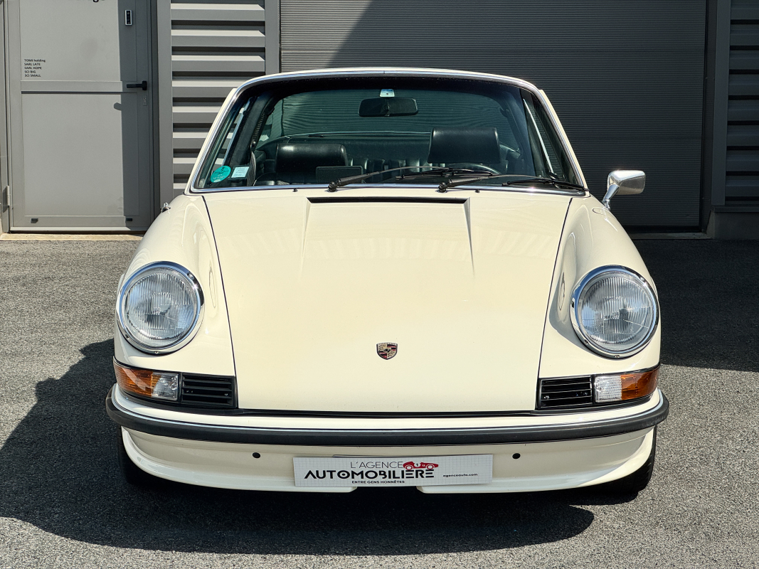 Porsche 911 — 2
