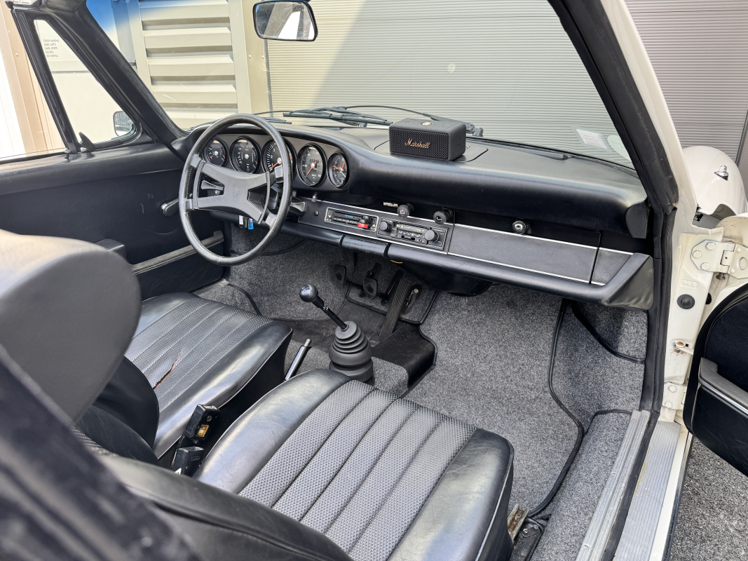 Porsche 911 — 10