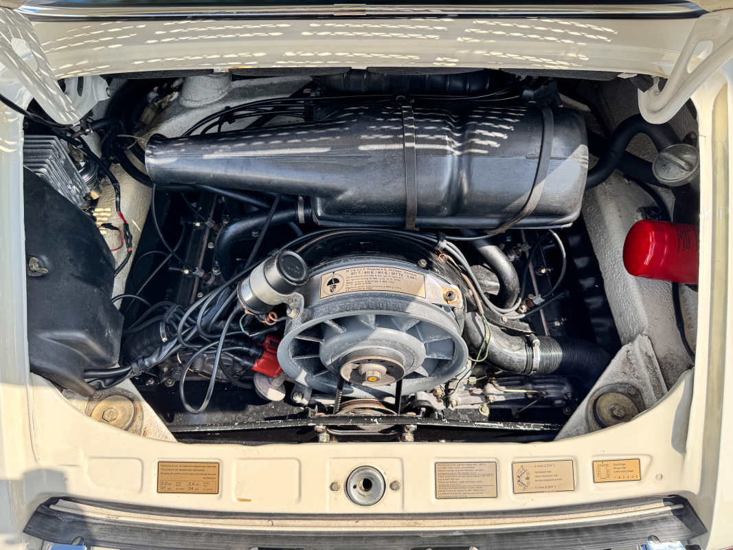 Porsche 911 — 18