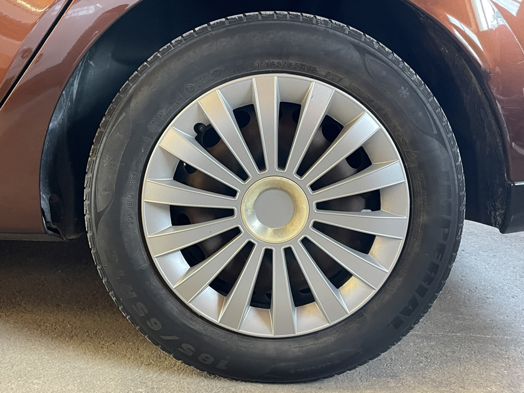 Renault Clio — 14