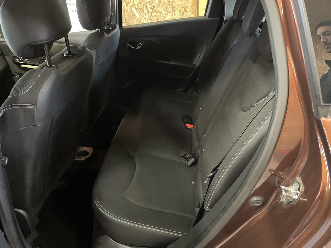 Renault Clio — 11