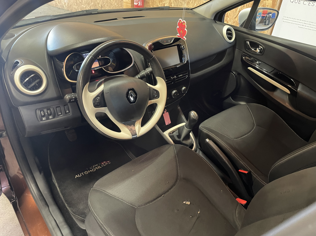 Renault Clio — 8