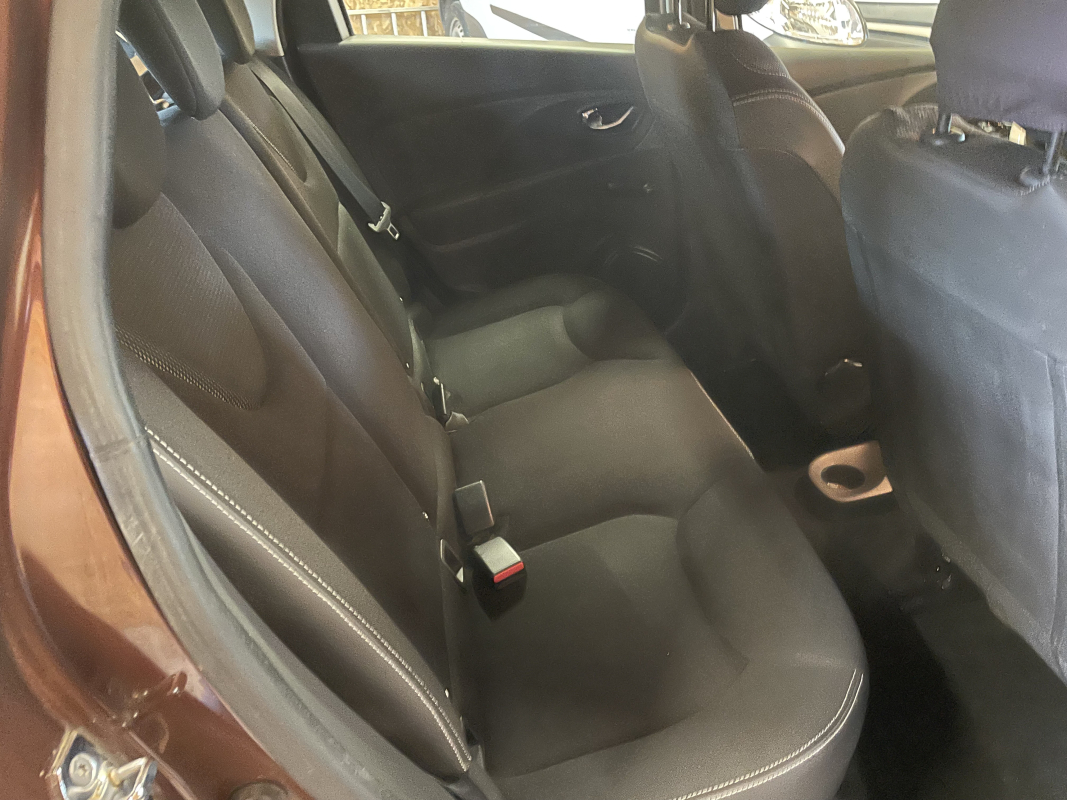Renault Clio — 13