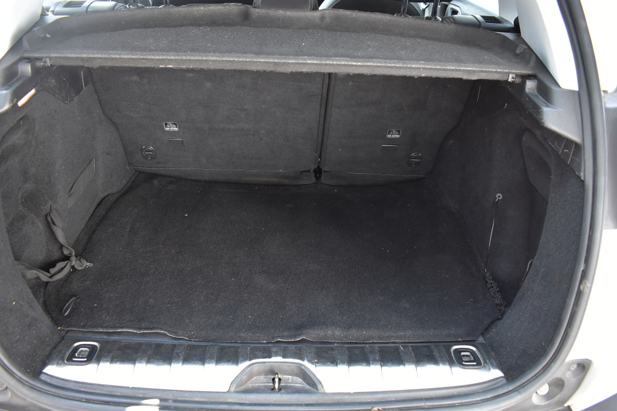 Peugeot 2008 — 15