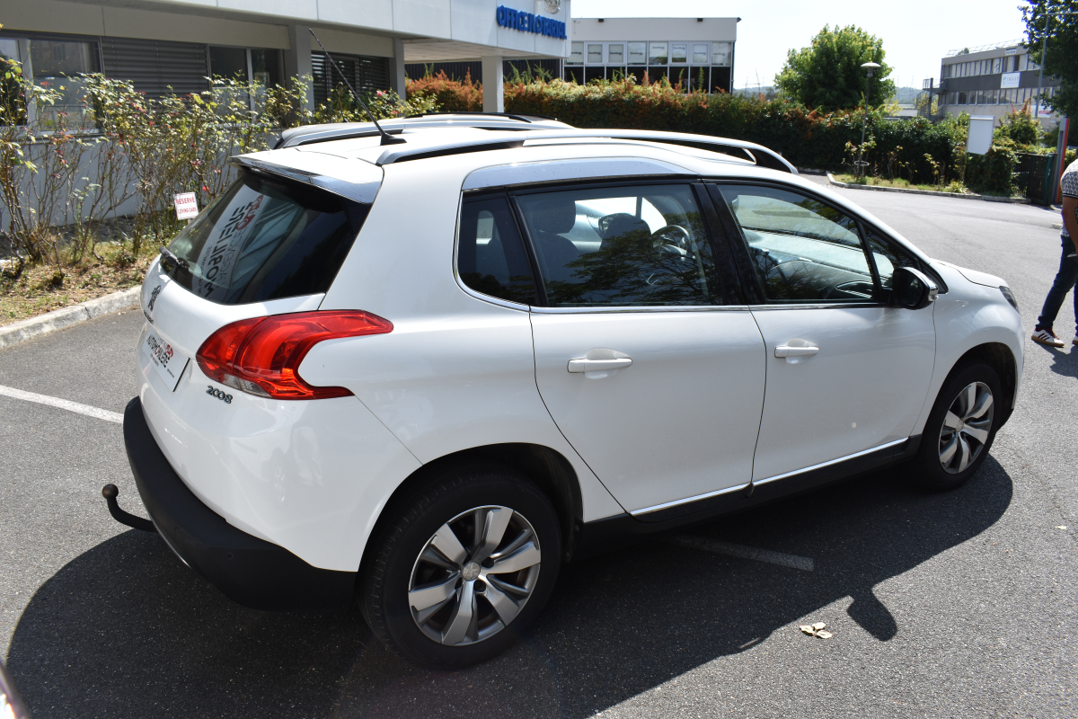 Peugeot 2008 — 7