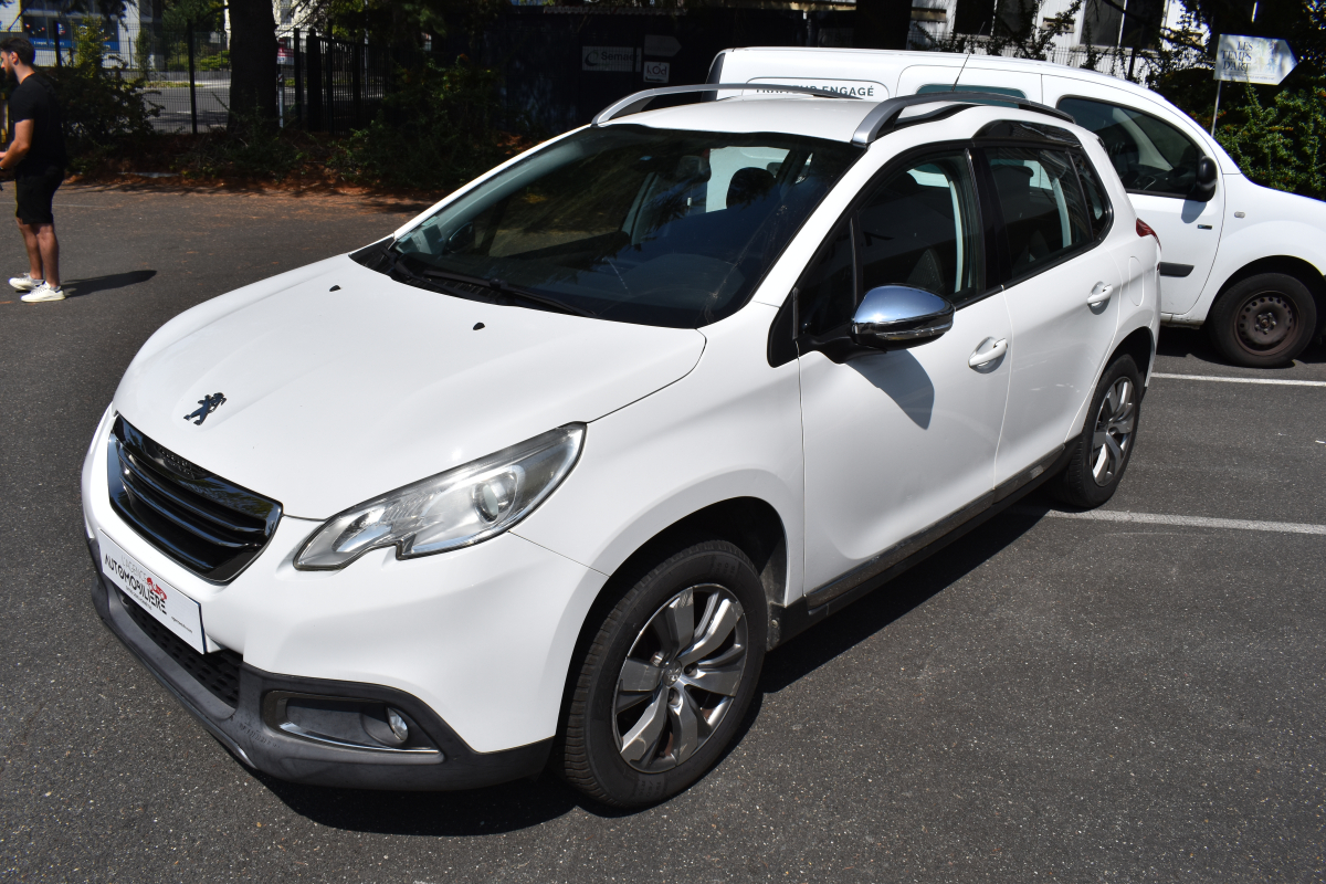 Peugeot 2008 — 3