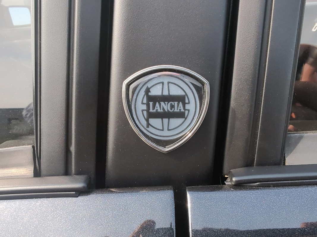 Lancia Delta — 25