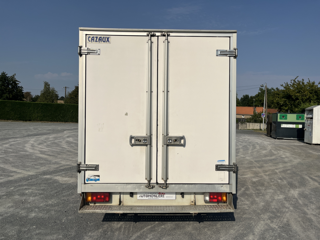 Renault Master — 5