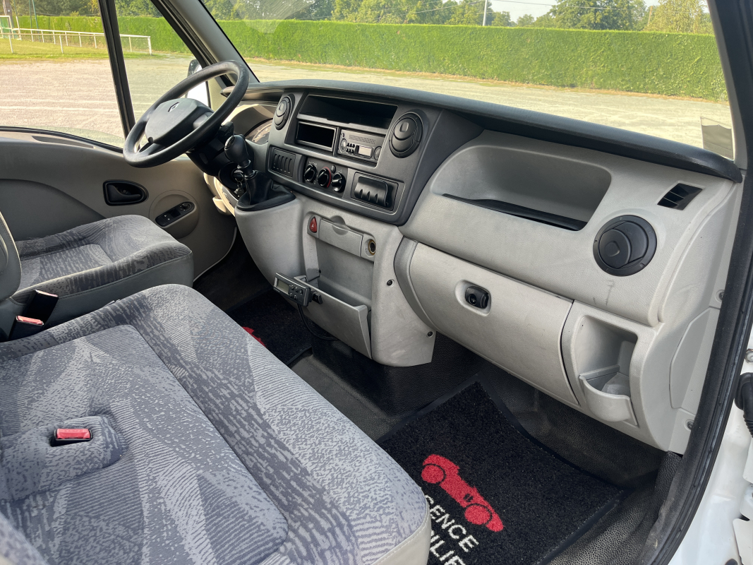 Renault Master — 11
