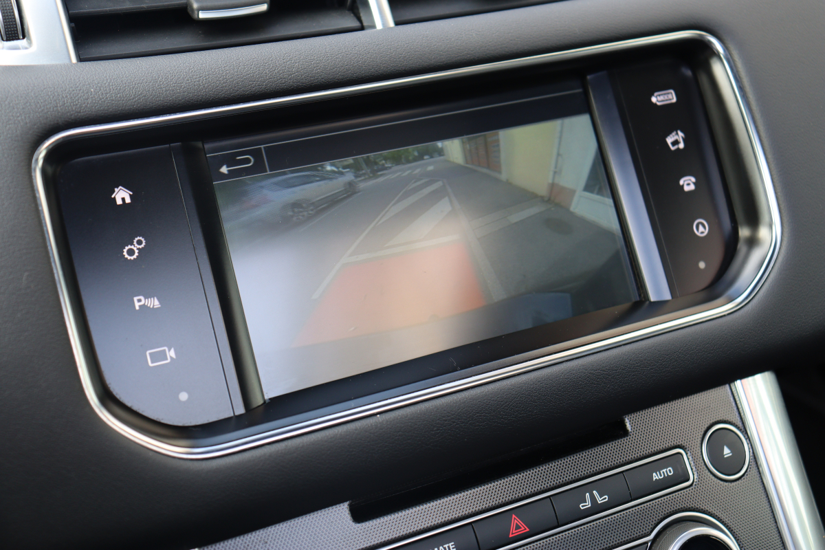 Land Rover Range Rover Sport — 28