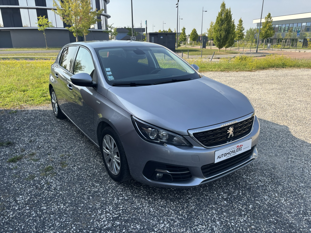 Peugeot 308 — 7