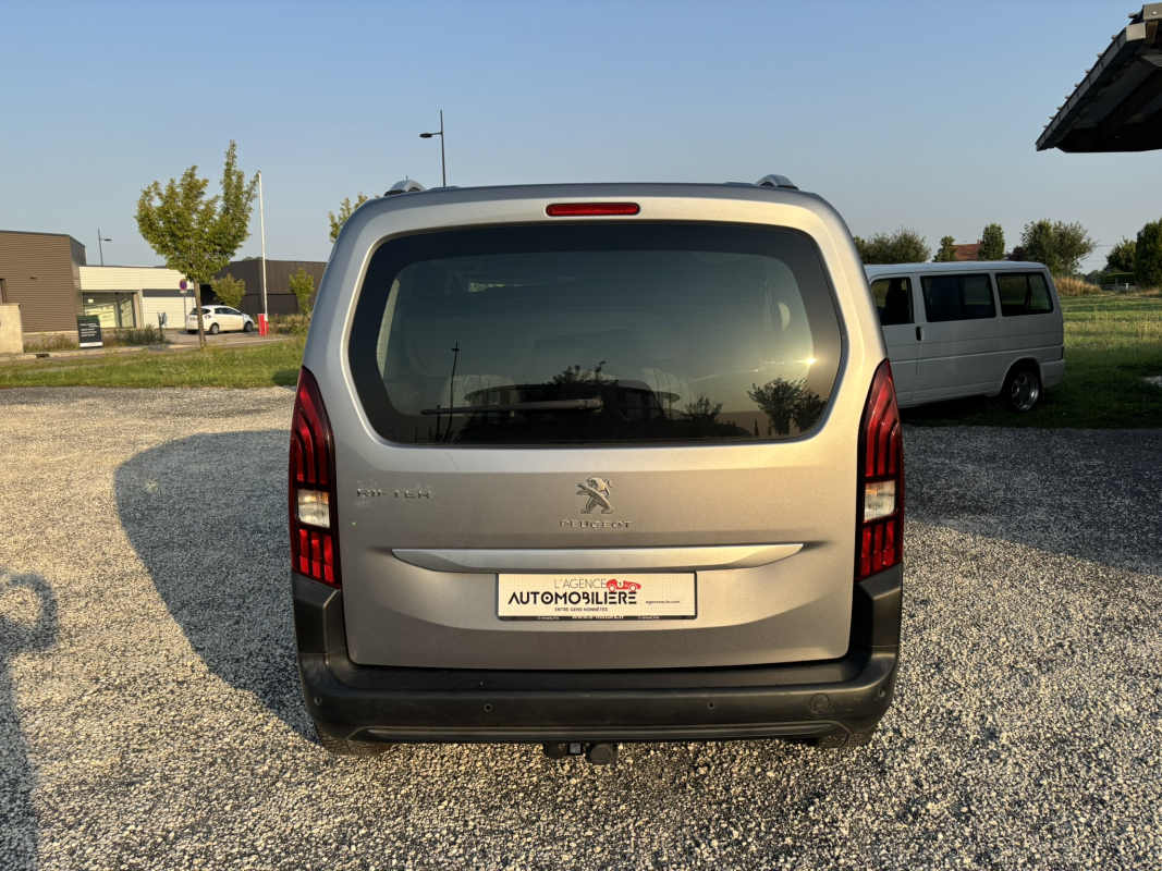 Peugeot RIFTER — 4