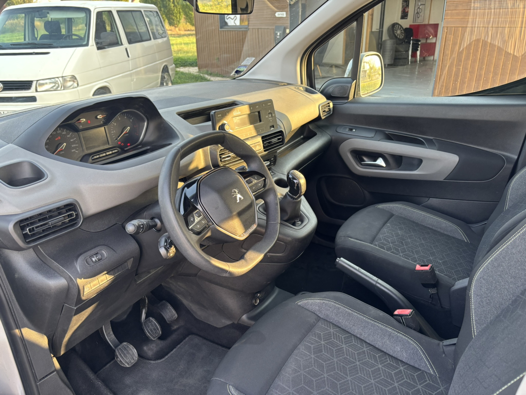 Peugeot RIFTER — 11
