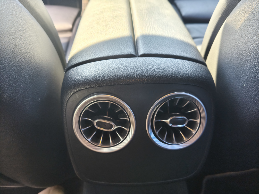 Mercedes Classe E — 23