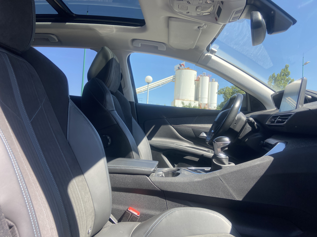 Peugeot 3008 — 17