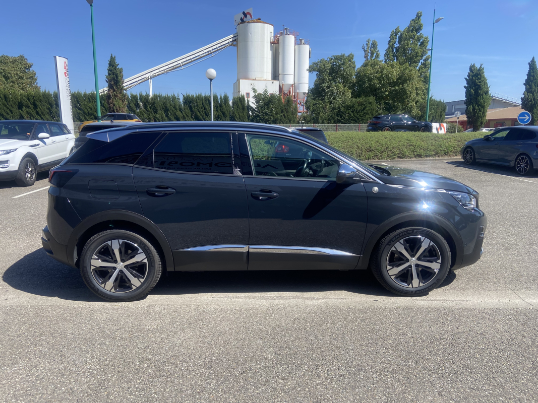 Peugeot 3008 — 11