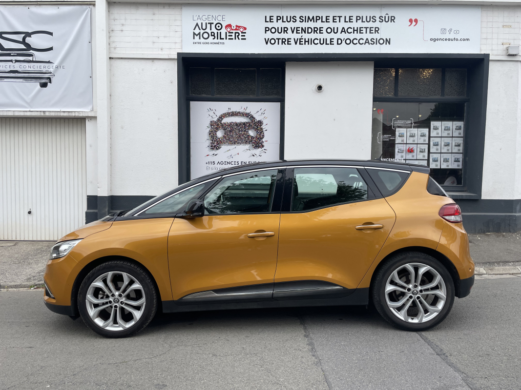 Renault Scenic — 11