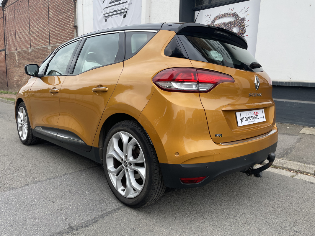 Renault Scenic — 10