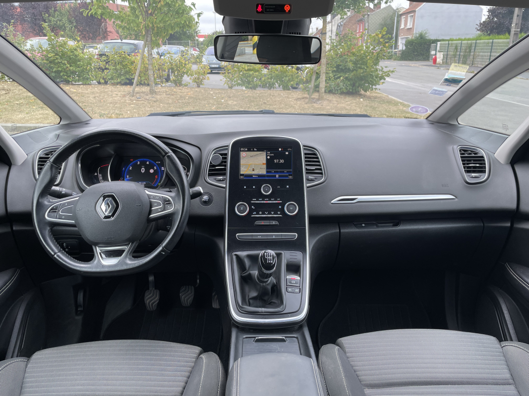 Renault Scenic — 15