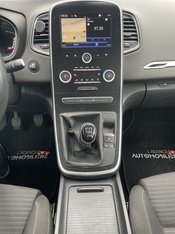 Renault Scenic — 20