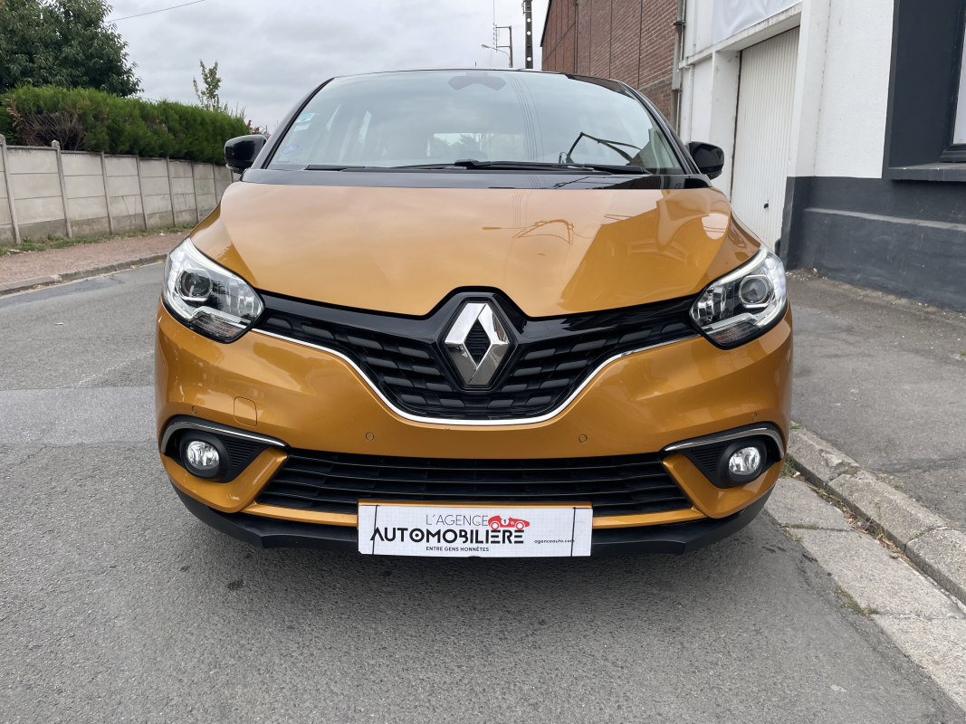 Renault Scenic — 4
