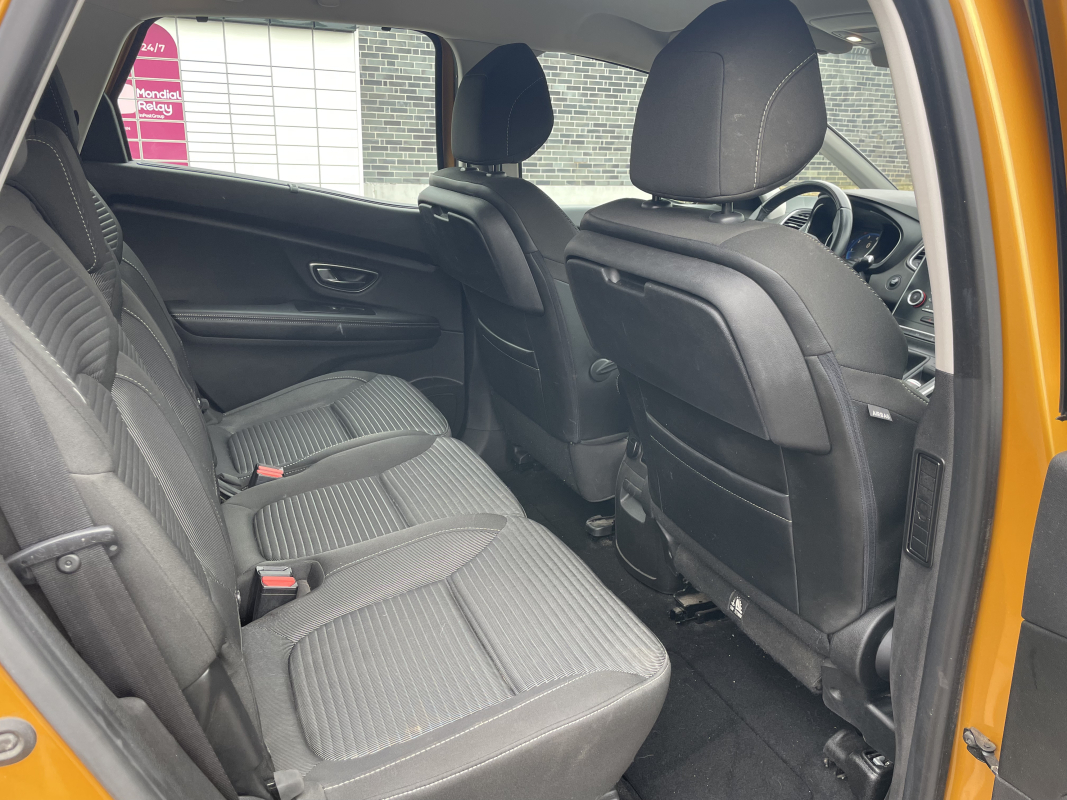 Renault Scenic — 27