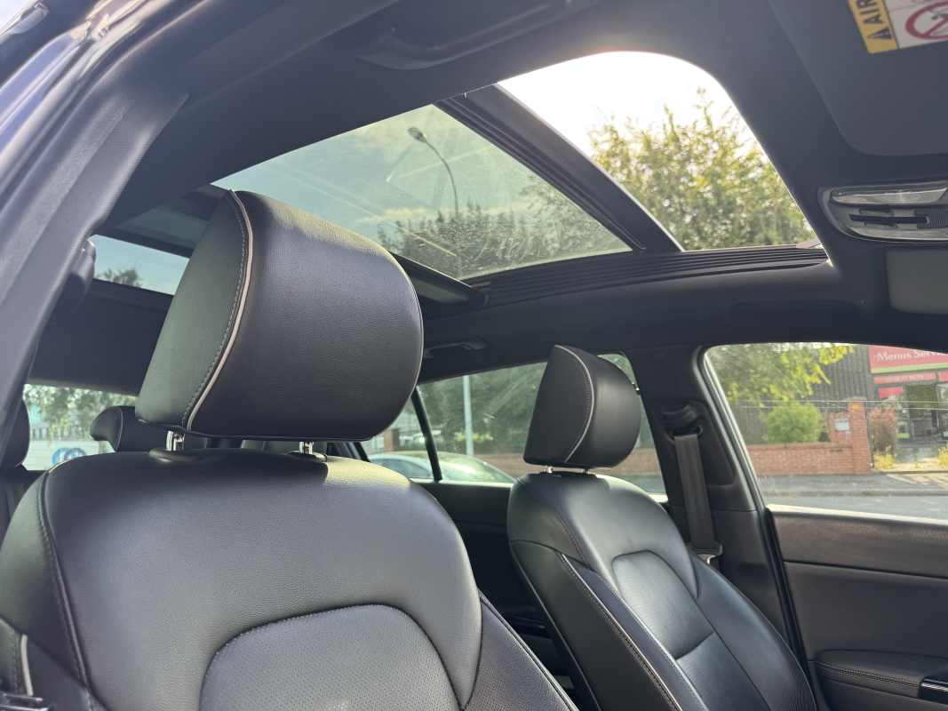 Kia Sportage — 19