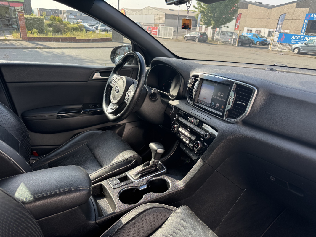 Kia Sportage — 11