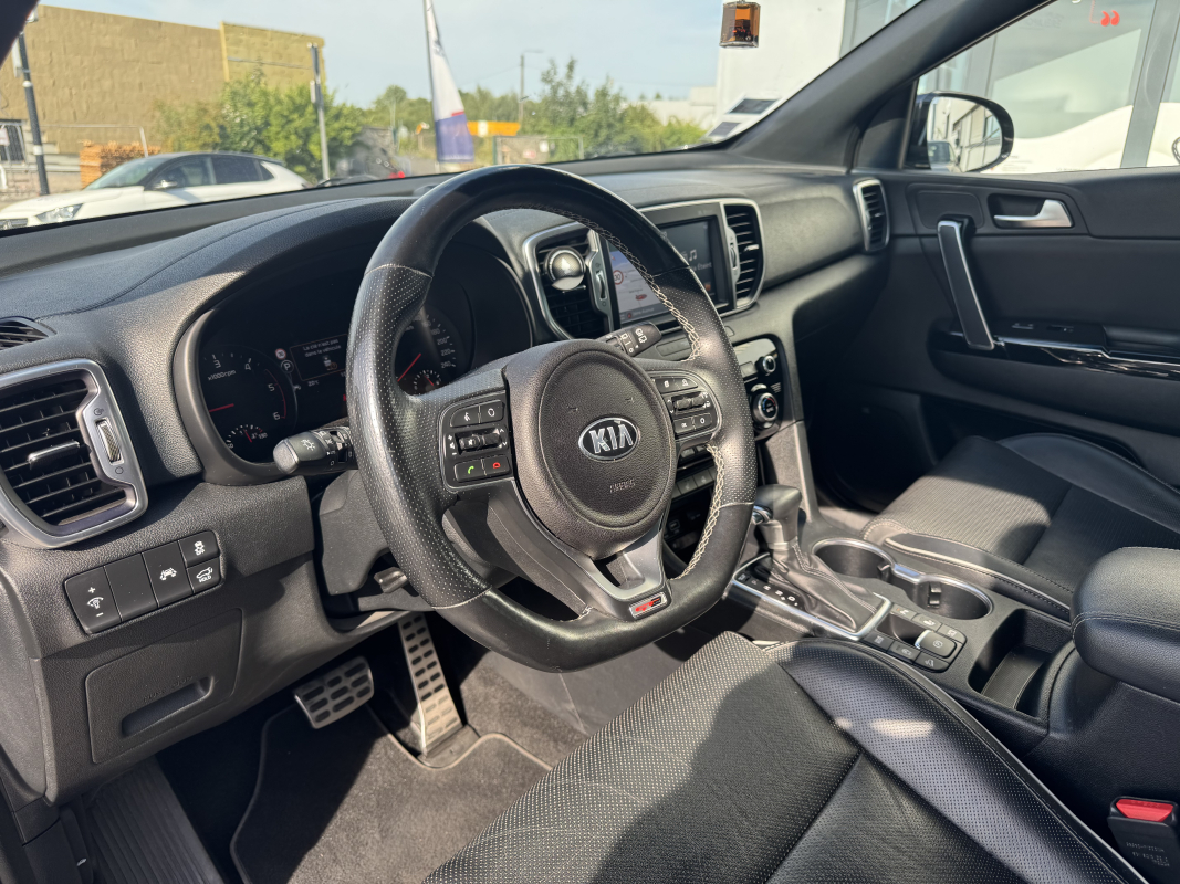 Kia Sportage — 10