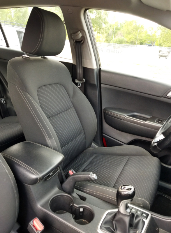 Kia Sportage — 19
