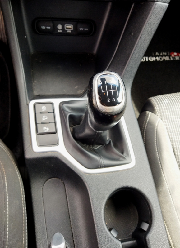 Kia Sportage — 17