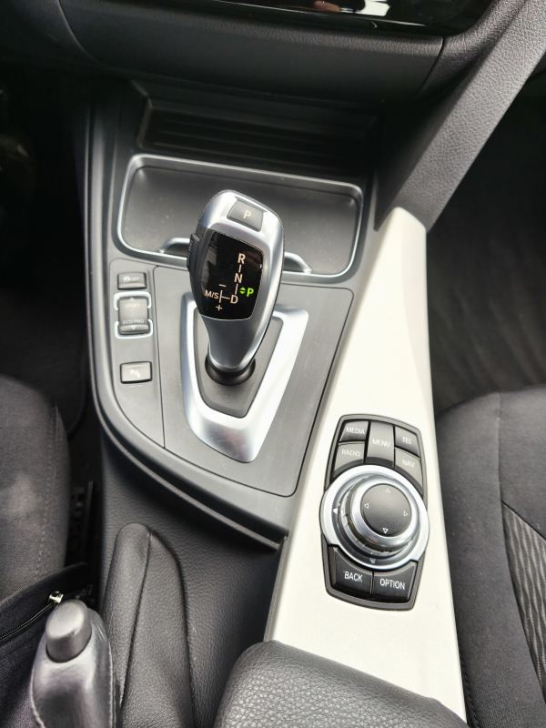 Bmw Série 3 Touring — 15