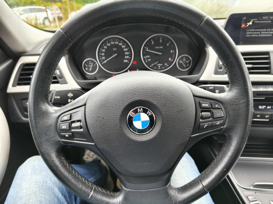 Bmw Série 3 Touring — 12