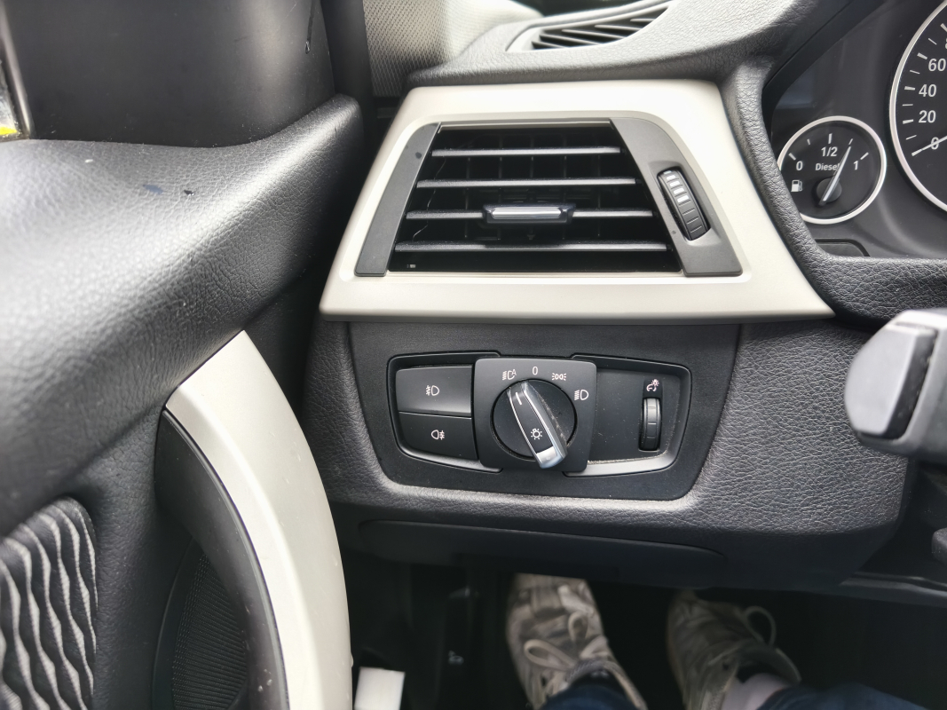 Bmw Série 3 Touring — 23