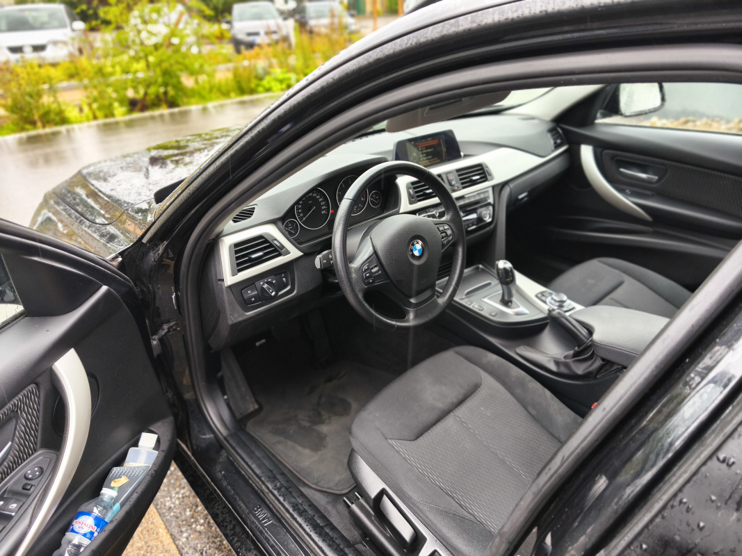 Bmw Série 3 Touring — 10