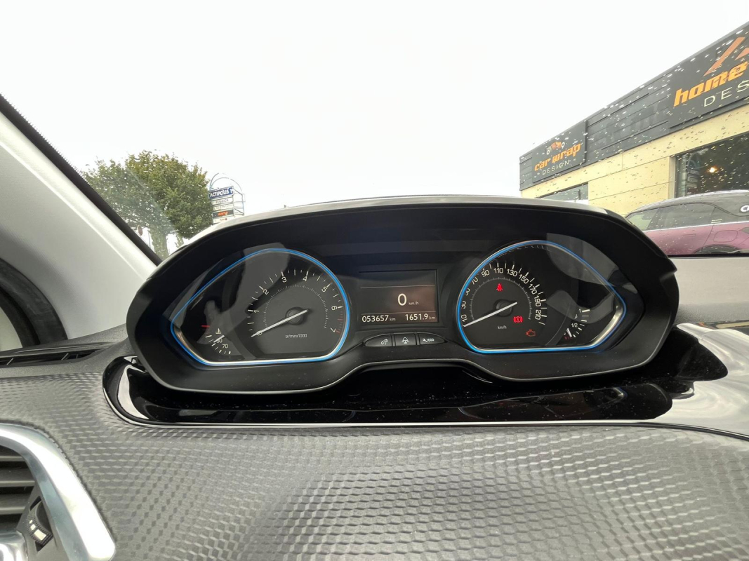 Peugeot 208 — 29