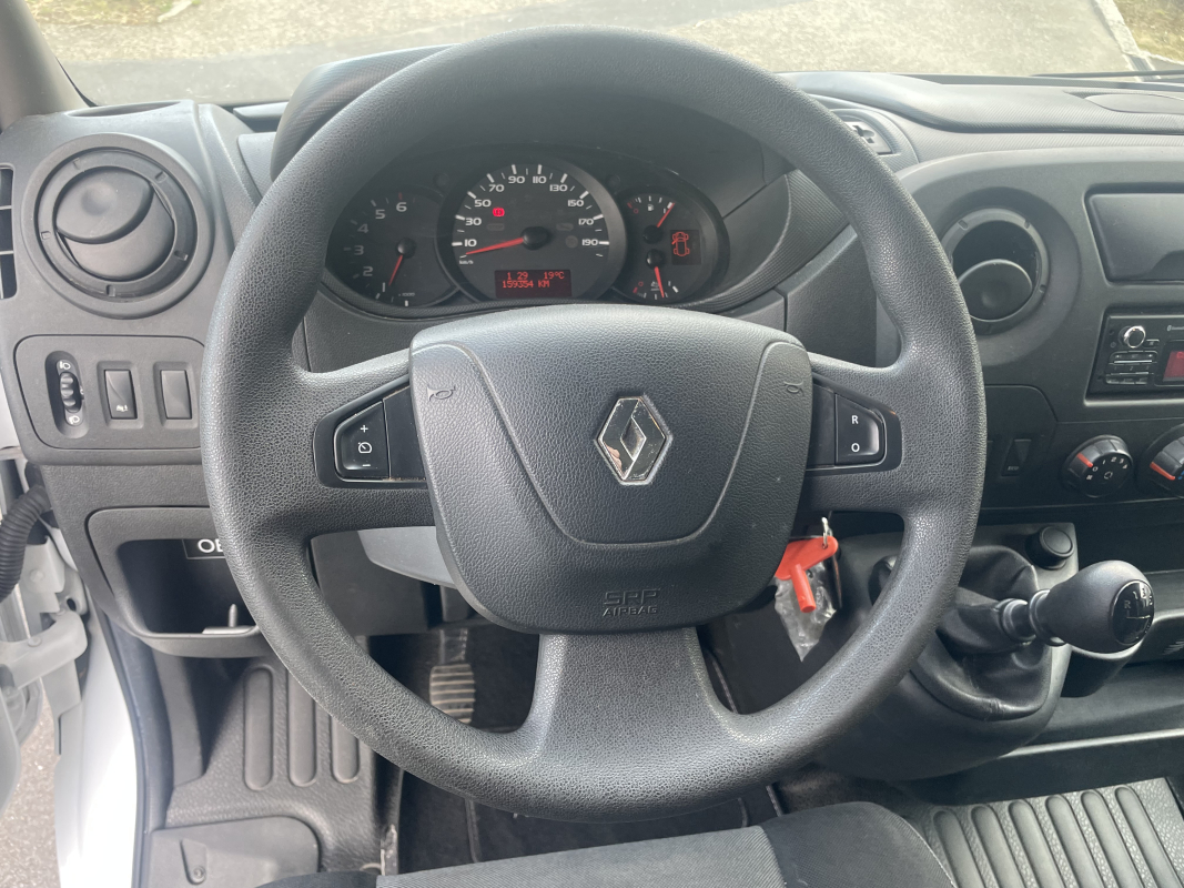 Renault Master — 14