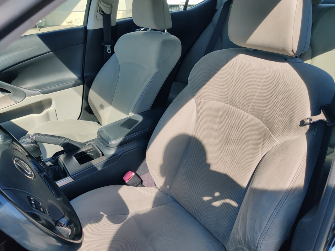 Lexus IS — 27