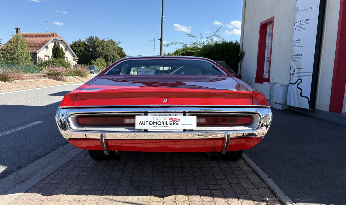 Dodge Charger — 6