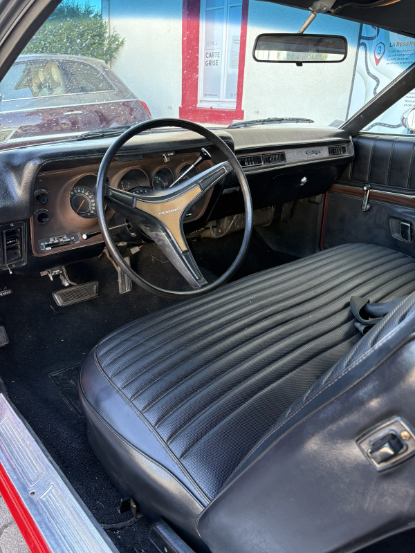 Dodge Charger — 12