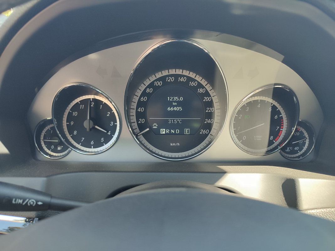 Mercedes Classe E — 15