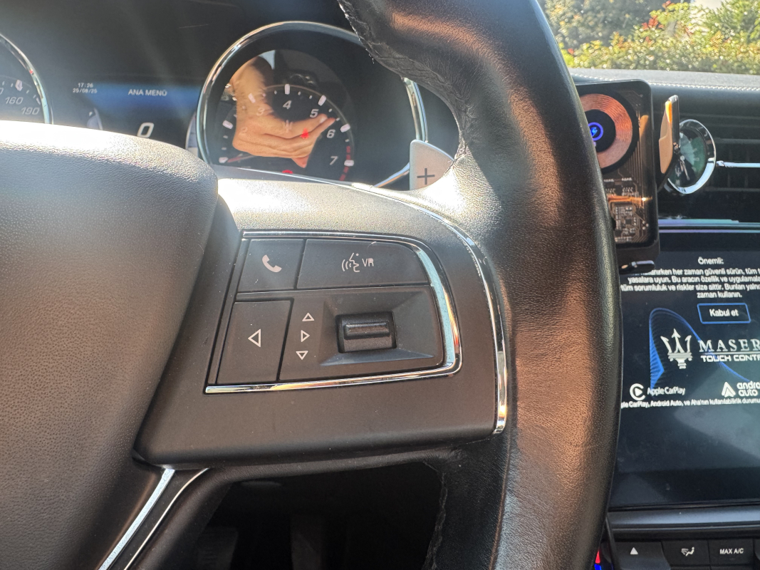 Maserati Quattroporte — 27