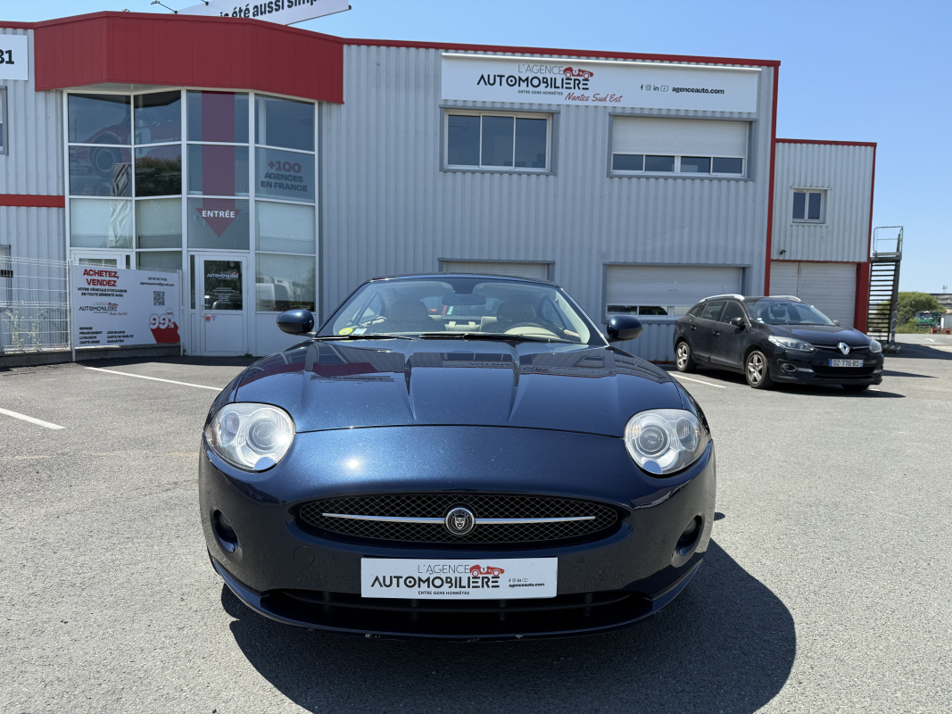 Jaguar XK — 2
