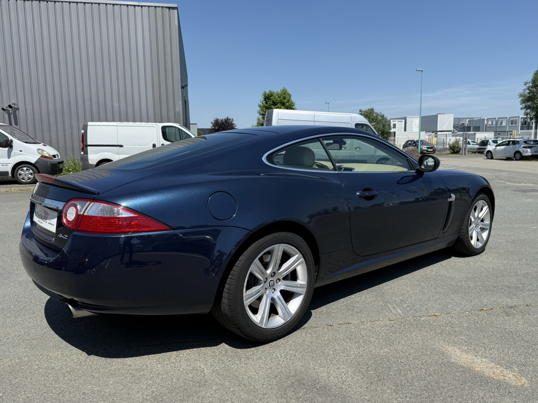 Jaguar XK — 5